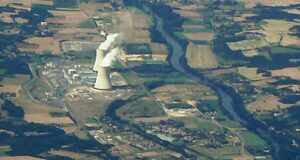 La centrale nucleare di Civaux, Francia: i reattori civili gestiti da EDF producono tritio per le testate nucleari francesi