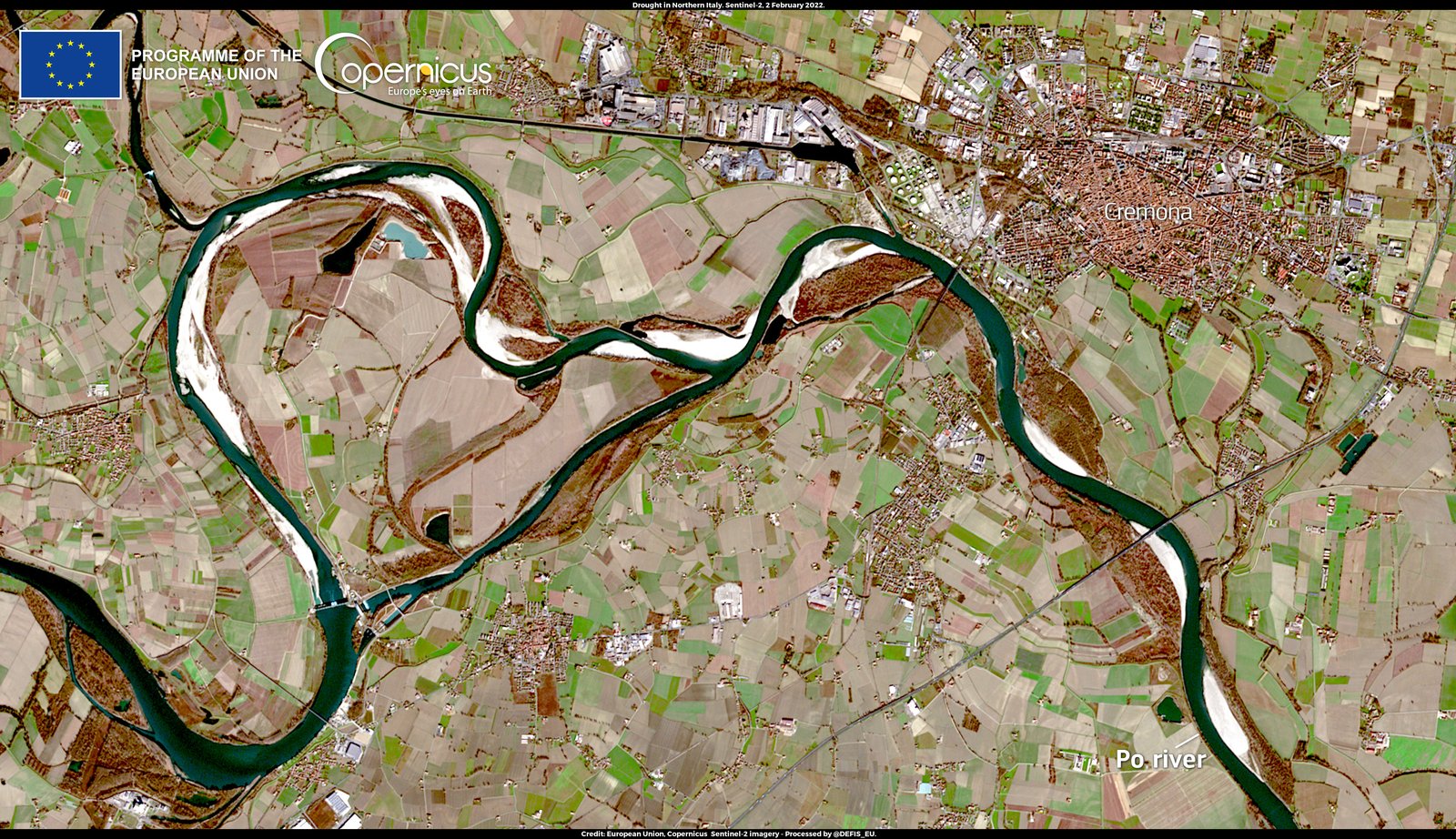 Immagine satellitare Copernicus Sentinel-2 del fiume Po nei pressi di Cremona con le secche ben visibili